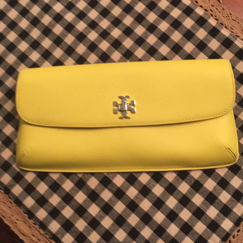 Tory Burch ‘Diana’ clutch NWOT